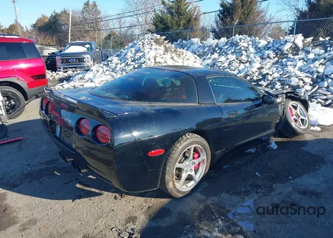 2003 Chevrolet Corvette from USA, damaged, VIN 1G1YY22G735106091